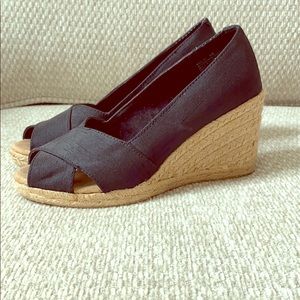 Beautiful Classic Black Wedge - 3 inch
